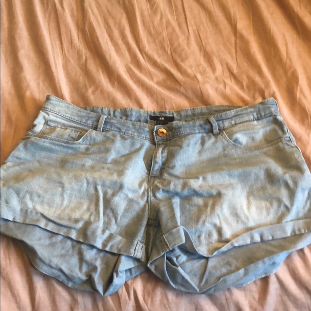 H&M denim shorts